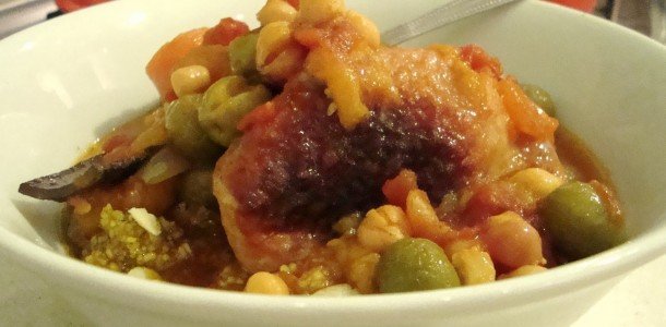 spicy fruity chicken tagine