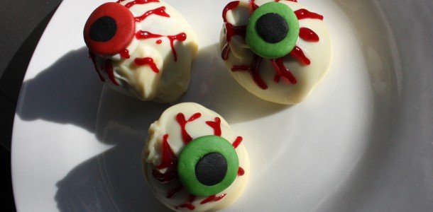 Halloween eye ball truffles