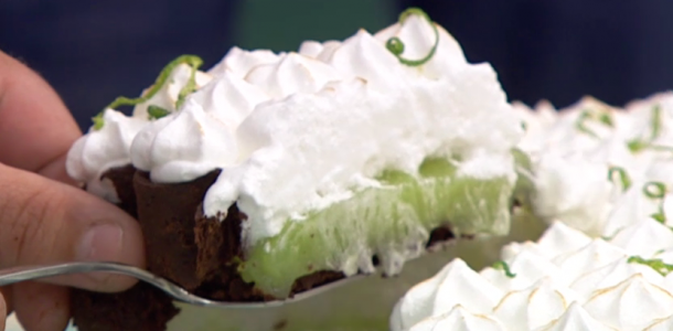 73667_holly_meringuepie