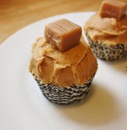 caramel coffee cupcakes