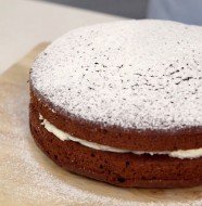 Simple_chocolate_cake