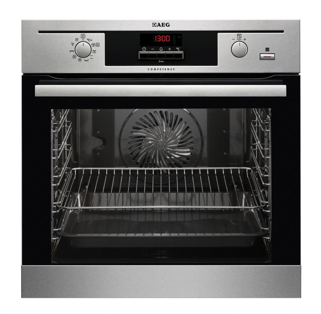 bp500352dm-multifunction-oven-with-steambake-and-pyro-features